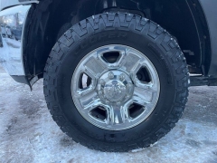 Used 2017  Ram 2500 4WD Crew Cab SLT at Tecforce Automotive near Bridgeport&comma; NY