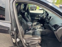 Used 2019 Jeep Cherokee 4d SUV 4WD Latitude Plus 2.0L Turbo at Tecforce Automotive near Bridgeport, NY