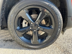 Used 2023  Jeep Grand Cherokee Altitude X 4x4 at Tecforce Automotive near Bridgeport&comma; NY