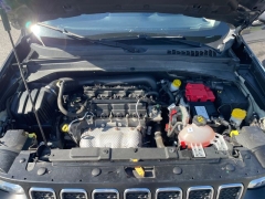 Used 2021  Jeep Renegade Latitude 4x4 at Tecforce Automotive near Bridgeport&comma; NY