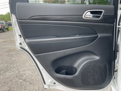 Used 2019 Jeep Grand Cherokee 4d SUV 4WD Laredo Altitude at Tecforce Automotive near Bridgeport, NY