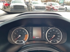 Used 2020  Jeep Renegade 4d SUV 4WD Latitude at Tecforce Automotive near Bridgeport, NY