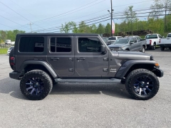 Used 2018  Jeep Wrangler Unlimited 4d SUV 4WD Sahara at Tecforce Automotive near Bridgeport&comma; NY