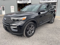 Used 2023  Ford Explorer XLT 4WD at Tecforce Automotive near Bridgeport&comma; NY