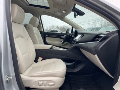 Used 2022  Buick Enclave AWD 4dr Essence at Tecforce Automotive near Bridgeport, NY