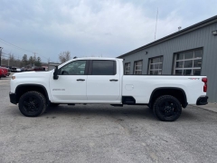Used 2022  Chevrolet Silverado 2500HD 4WD Crew Cab 172" Custom at Tecforce Automotive near Bridgeport&comma; NY