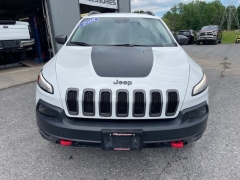 Used 2016  Jeep Cherokee 4d SUV 4WD Trailhawk V6 at Tecforce Automotive near Bridgeport&comma; NY