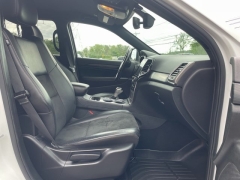 Used 2019 Jeep Grand Cherokee 4d SUV 4WD Laredo Altitude at Tecforce Automotive near Bridgeport, NY