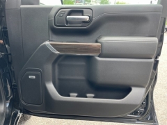 Used 2020 Chevrolet Silverado 1500 4WD Crew Cab RST at Tecforce Automotive near Bridgeport, NY