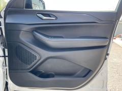 Used 2023  Jeep Grand Cherokee L Altitude 4x4 at Tecforce Automotive near Bridgeport&comma; NY