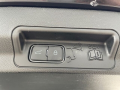 Used 2023  Ford Explorer XLT 4WD at Tecforce Automotive near Bridgeport&comma; NY