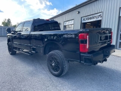 Used 2023  Ford Super Duty F-250 4WD LARIAT Crew Cab SRW 8' Box at Tecforce Automotive near Bridgeport&comma; NY