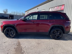 Used 2023  Jeep Grand Cherokee Altitude X 4x4 at Tecforce Automotive near Bridgeport&comma; NY