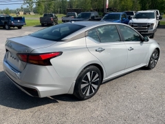 Used 2022 Nissan Altima 2.5 SV Sedan at Tecforce Automotive near Bridgeport, NY
