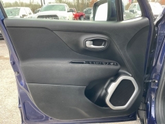 Used 2020  Jeep Renegade 4d SUV 4WD Latitude at Tecforce Automotive near Bridgeport, NY