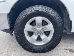 Used 2021  Ram 1500 Classic 4WD SLT Crew Cab 5'7" Box at Tecforce Automotive near Bridgeport&comma; NY