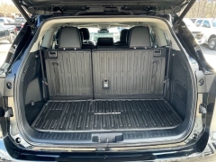 Used 2023  Toyota Highlander XLE AWD at Tecforce Automotive near Bridgeport&comma; NY