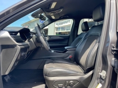 Used 2023  Jeep Grand Cherokee L Altitude 4x4 at Tecforce Automotive near Bridgeport&comma; NY