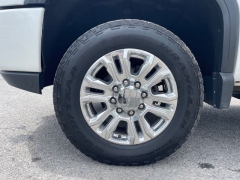Used 2022  GMC Sierra 2500HD 4WD Crew Cab 159" Denali Gas at Tecforce Automotive near Bridgeport&comma; NY