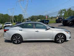 Used 2022 Nissan Altima 2.5 SV Sedan at Tecforce Automotive near Bridgeport, NY