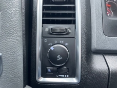 Used 2019  Ram 1500 Classic 4WD Crew Cab SLT at Tecforce Automotive near Bridgeport&comma; NY