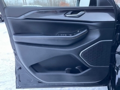 Used 2022  Jeep Grand Cherokee Altitude 4x4 at Tecforce Automotive near Bridgeport&comma; NY