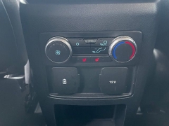 Used 2020  Ford Explorer 4d SUV 4WD XLT 2&period;3L EcoBoost at Tecforce Automotive near Bridgeport&comma; NY