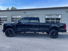 Used 2023  Ford Super Duty F-250 4WD LARIAT Crew Cab SRW 8' Box at Tecforce Automotive near Bridgeport&comma; NY