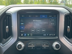 Used 2022 GMC Sierra 1500 Limited 4WD Crew Cab 157" Elevation at Tecforce Automotive near Bridgeport, NY