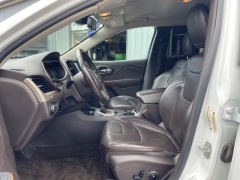Used 2016  Jeep Cherokee 4d SUV 4WD Trailhawk V6 at Tecforce Automotive near Bridgeport&comma; NY