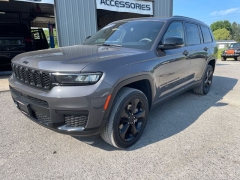 Used 2023  Jeep Grand Cherokee L Altitude 4x4 at Tecforce Automotive near Bridgeport&comma; NY