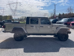 Used 2022  Jeep Gladiator Willys Sport 4x4 at Tecforce Automotive near Bridgeport&comma; NY