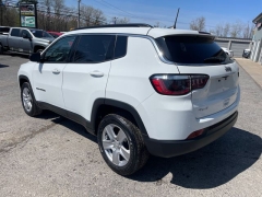 Used 2022  Jeep Compass Latitude 4x4 at Tecforce Automotive near Bridgeport&comma; NY