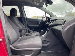 Used 2019  Chevrolet Trax 4d SUV AWD LT at Tecforce Automotive near Bridgeport, NY