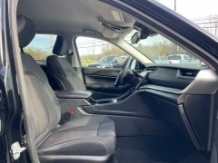 Used 2023  Jeep Grand Cherokee Laredo 4x4 at Tecforce Automotive near Bridgeport&comma; NY