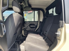 Used 2022  Jeep Gladiator Willys Sport 4x4 at Tecforce Automotive near Bridgeport&comma; NY