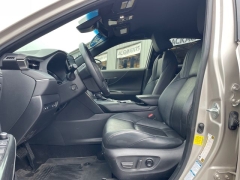 Used 2021  Toyota Venza XLE AWD at Tecforce Automotive near Bridgeport&comma; NY