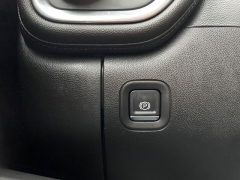 Used 2019  Chevrolet Silverado 1500 4WD Crew Cab LT at Tecforce Automotive near Bridgeport&comma; NY