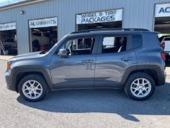 Used 2021  Jeep Renegade Latitude 4x4 at Tecforce Automotive near Bridgeport&comma; NY
