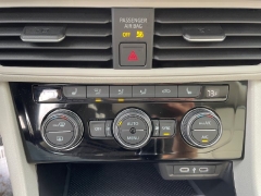 Used 2024  Volkswagen Jetta SE Auto at Tecforce Automotive near Bridgeport&comma; NY