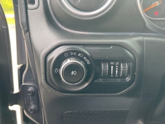 Used 2018  Jeep Wrangler Unlimited 4d SUV 4WD Sahara at Tecforce Automotive near Bridgeport&comma; NY