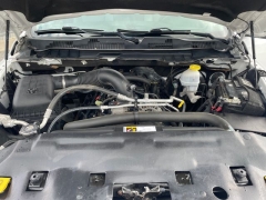 Used 2021  Ram 1500 Classic 4WD SLT Crew Cab 5'7" Box at Tecforce Automotive near Bridgeport&comma; NY