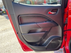 Used 2016  GMC Canyon 4WD Crew Cab SLE Longbed at Tecforce Automotive near Bridgeport&comma; NY