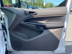 Used 2022  Ford Transit Connect Wagon XL LWB w&sol;Rear Symmetrical Doors at Tecforce Automotive near Bridgeport&comma; NY
