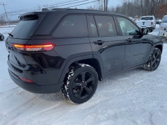 Used 2022  Jeep Grand Cherokee Altitude 4x4 at Tecforce Automotive near Bridgeport&comma; NY