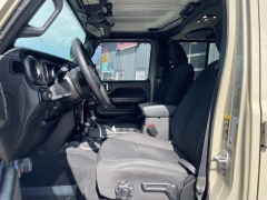 Used 2022  Jeep Gladiator Willys Sport 4x4 at Tecforce Automotive near Bridgeport&comma; NY