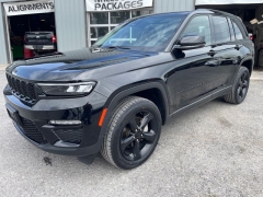 Used 2023  Jeep Grand Cherokee Limited 4x4 at Tecforce Automotive near Bridgeport&comma; NY