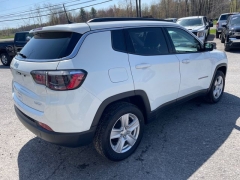 Used 2022  Jeep Compass Latitude 4x4 at Tecforce Automotive near Bridgeport&comma; NY
