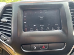 Used 2019 Jeep Cherokee 4d SUV 4WD Latitude Plus 2.0L Turbo at Tecforce Automotive near Bridgeport, NY