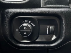 Used 2021  Ram 1500 4WD Big Horn Crew Cab 5'7" Box at Tecforce Automotive near Bridgeport&comma; NY